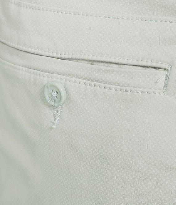 Roundtree & Yorke Casual Straight Fit Flat Front Printed 9#double; Inseam Shorts Product Image