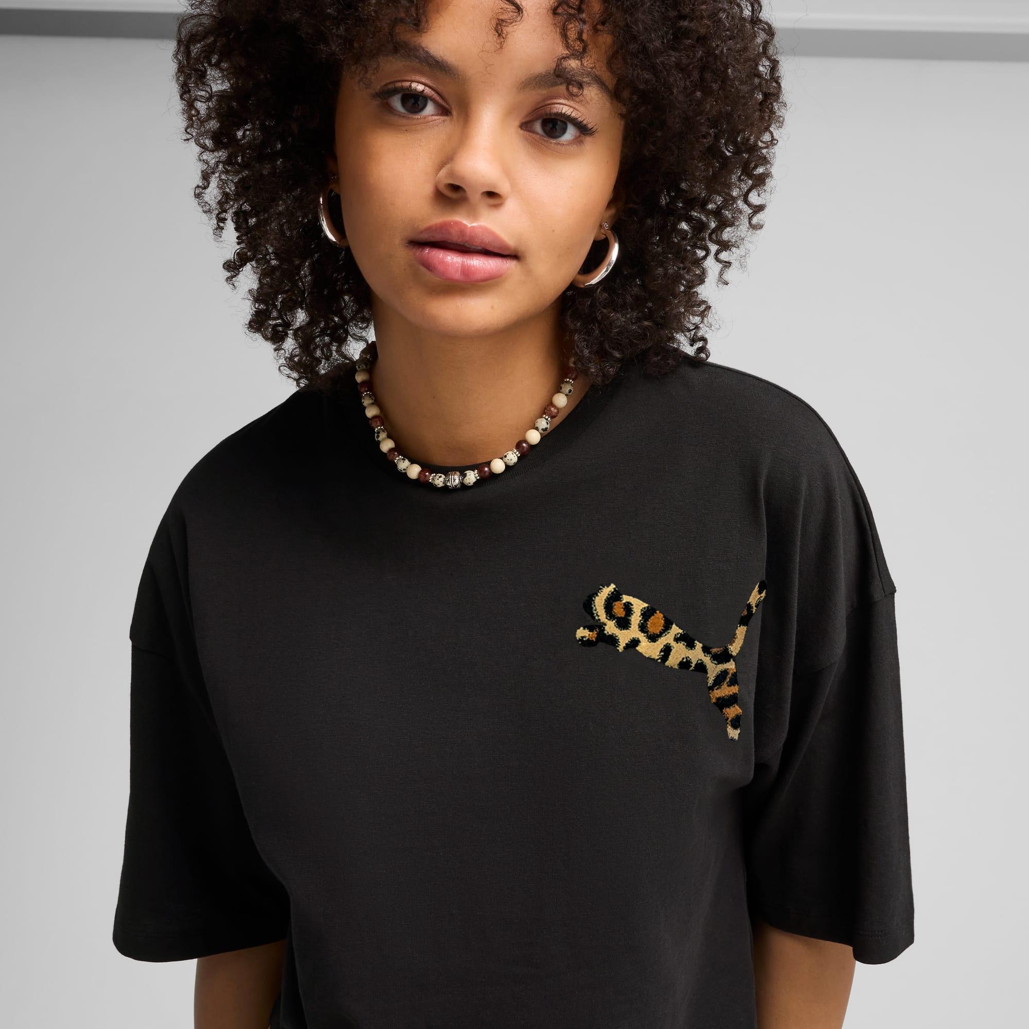 LEO LUXE Women's Oversized Short Tee Product Image