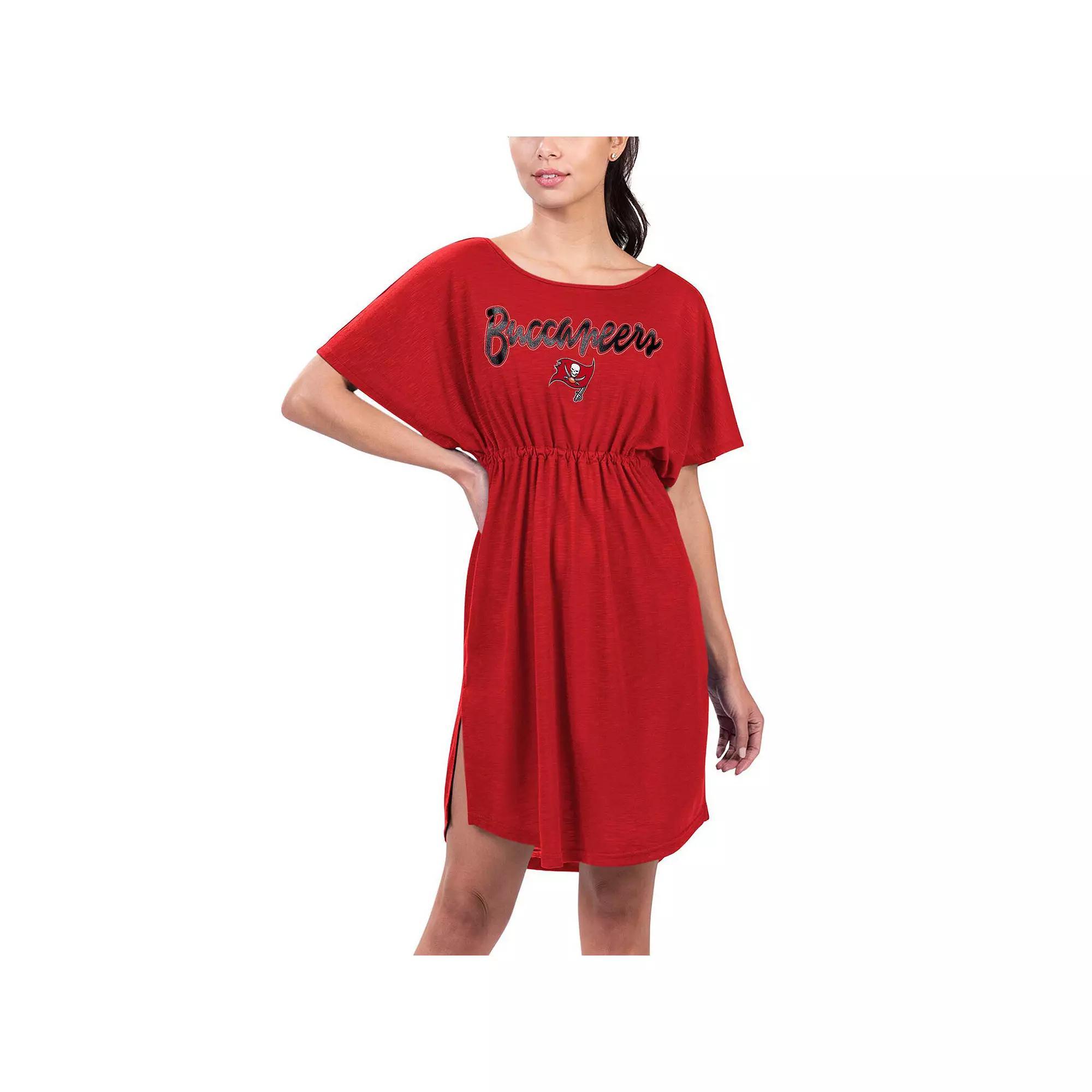 Women's G-III 4Her by Carl Banks Red Tampa Bay Buccaneers Versus Swim Coverup, Size: Small Product Image