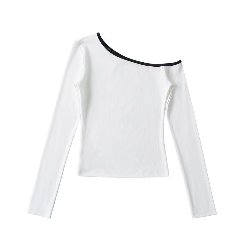 One-Shoulder Long-Sleeve Contrast Trim Tee Product Image