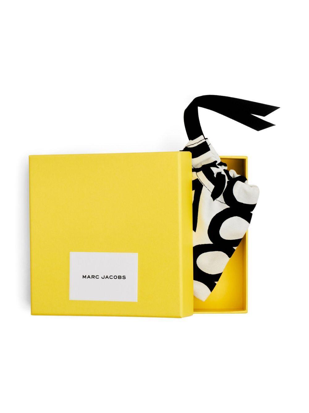 Button earrings Product Image