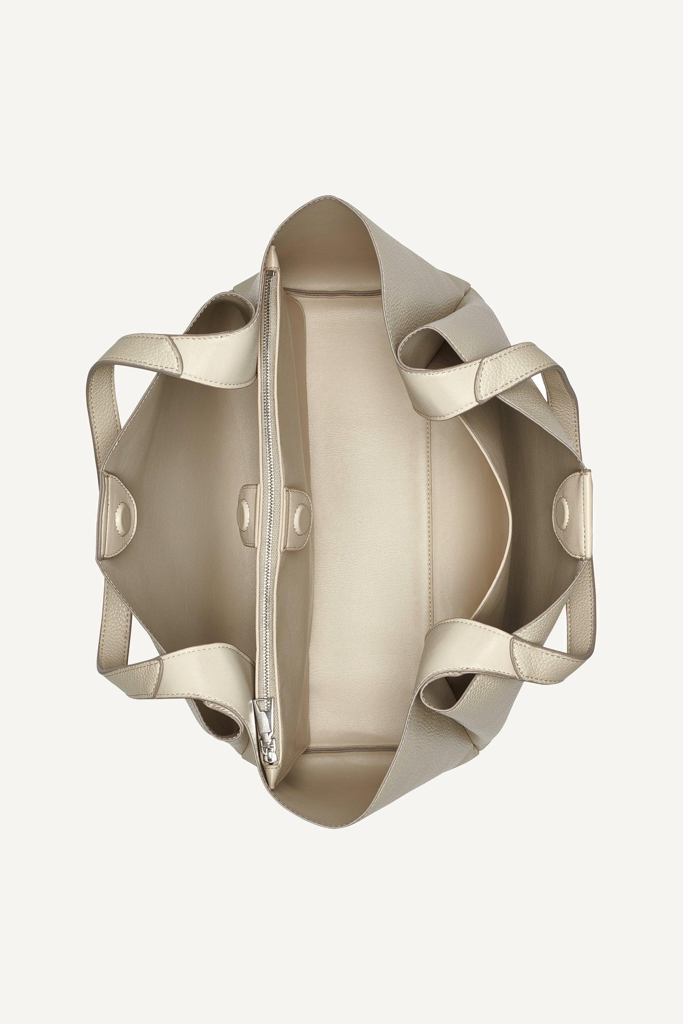 WILLA TOTE Product Image