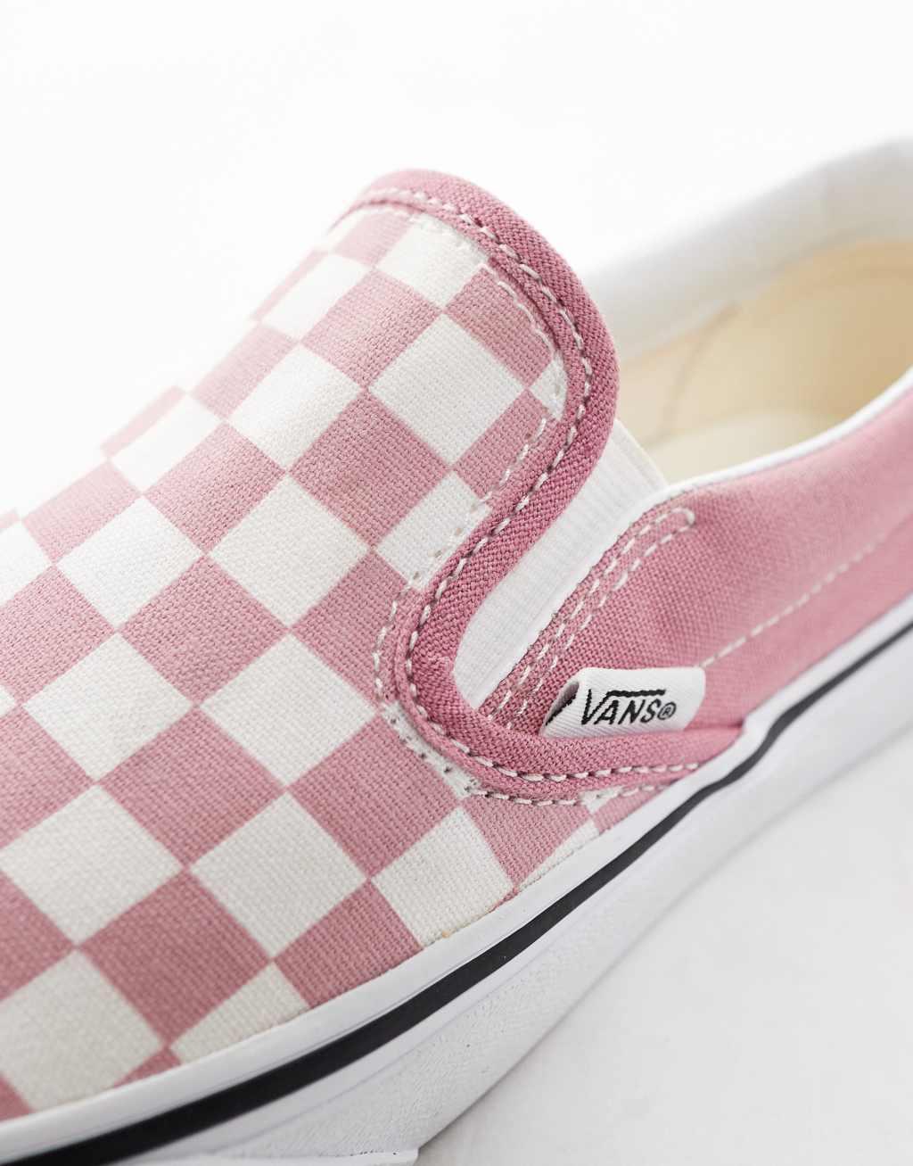 Vans Classic Slip-On sneakers in pink checkerboard print Product Image