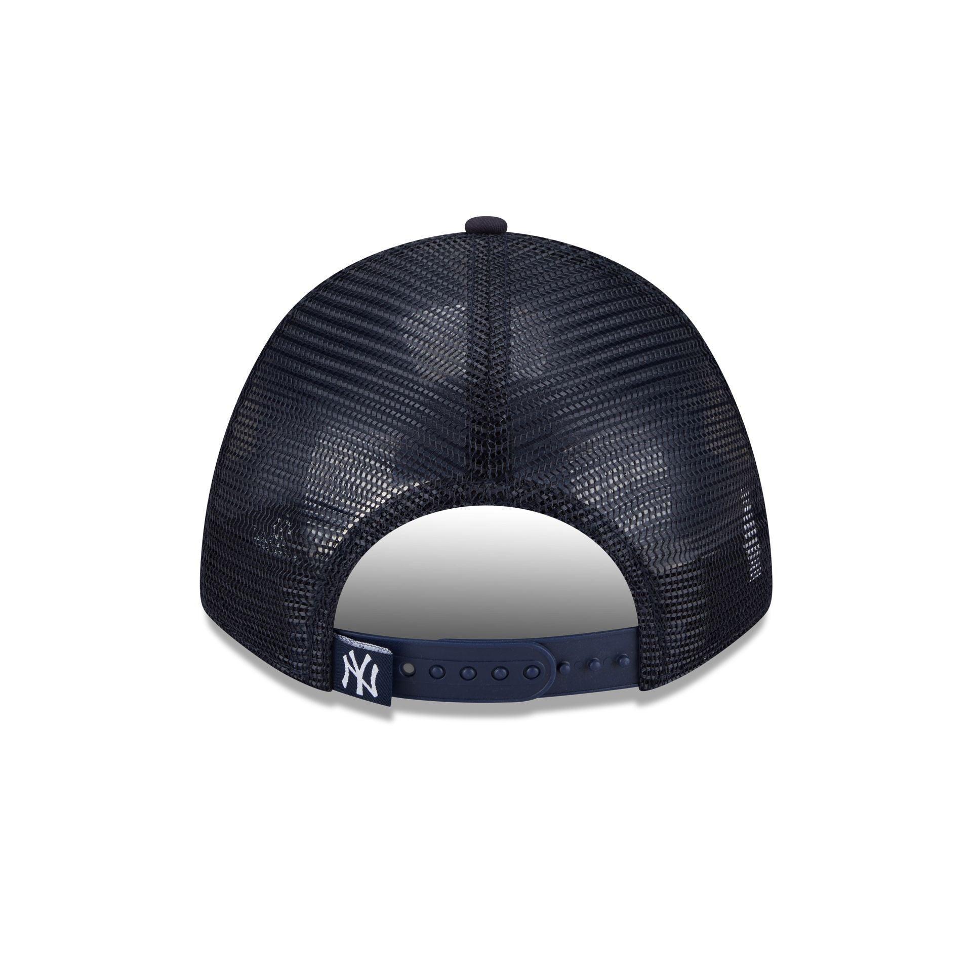 New York Yankees Tonal Patch 9FORTY M-Crown A-Frame Trucker Hat Male Product Image