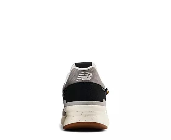 New Balance Men's 997H Sneaker Running Sneakers Product Image