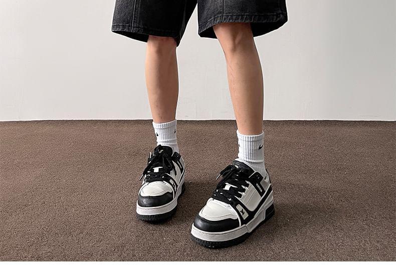 Mid Rise Washed Denim Shorts Product Image