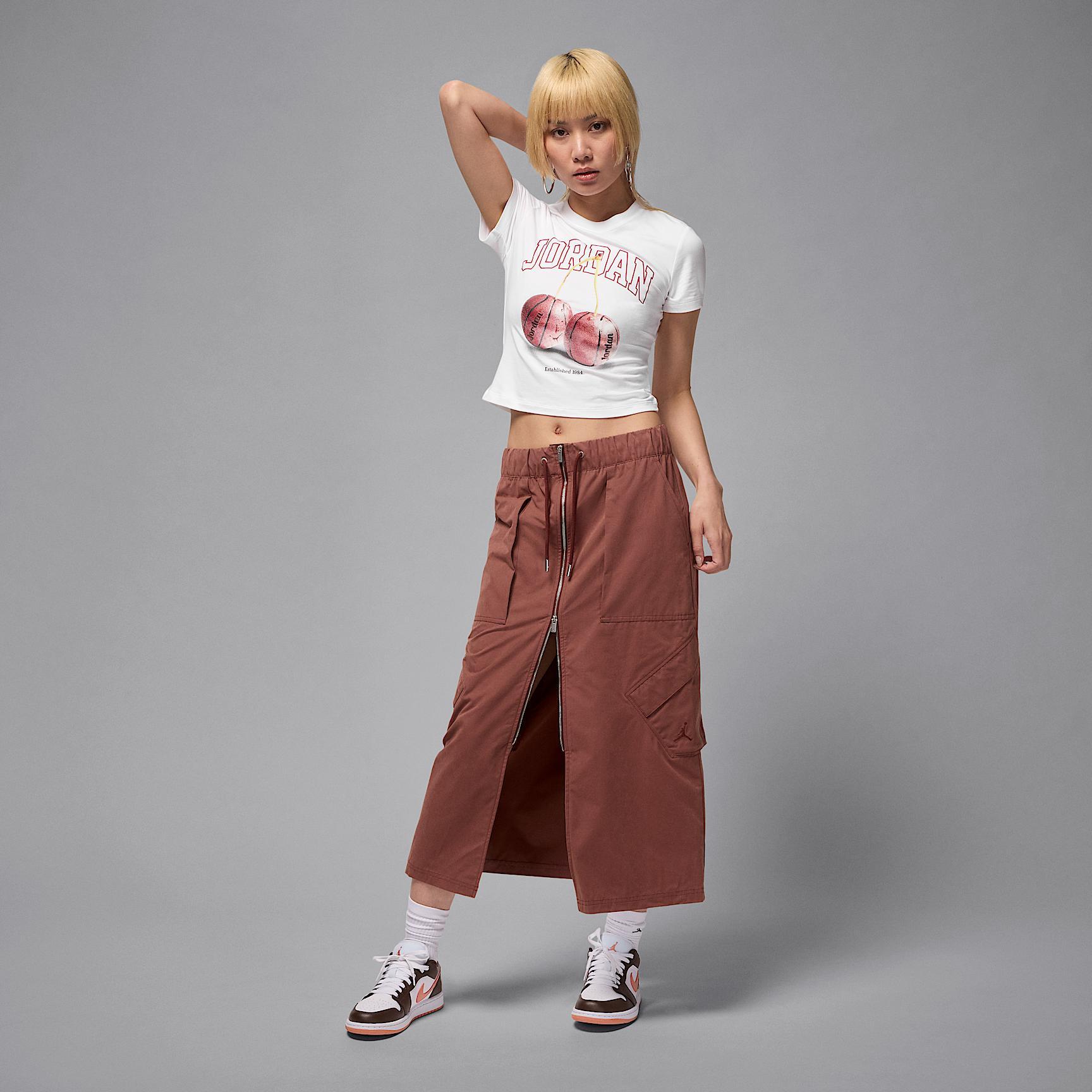 Womens Jordan Brooklyn T-Shirt | IH2531-100 Product Image