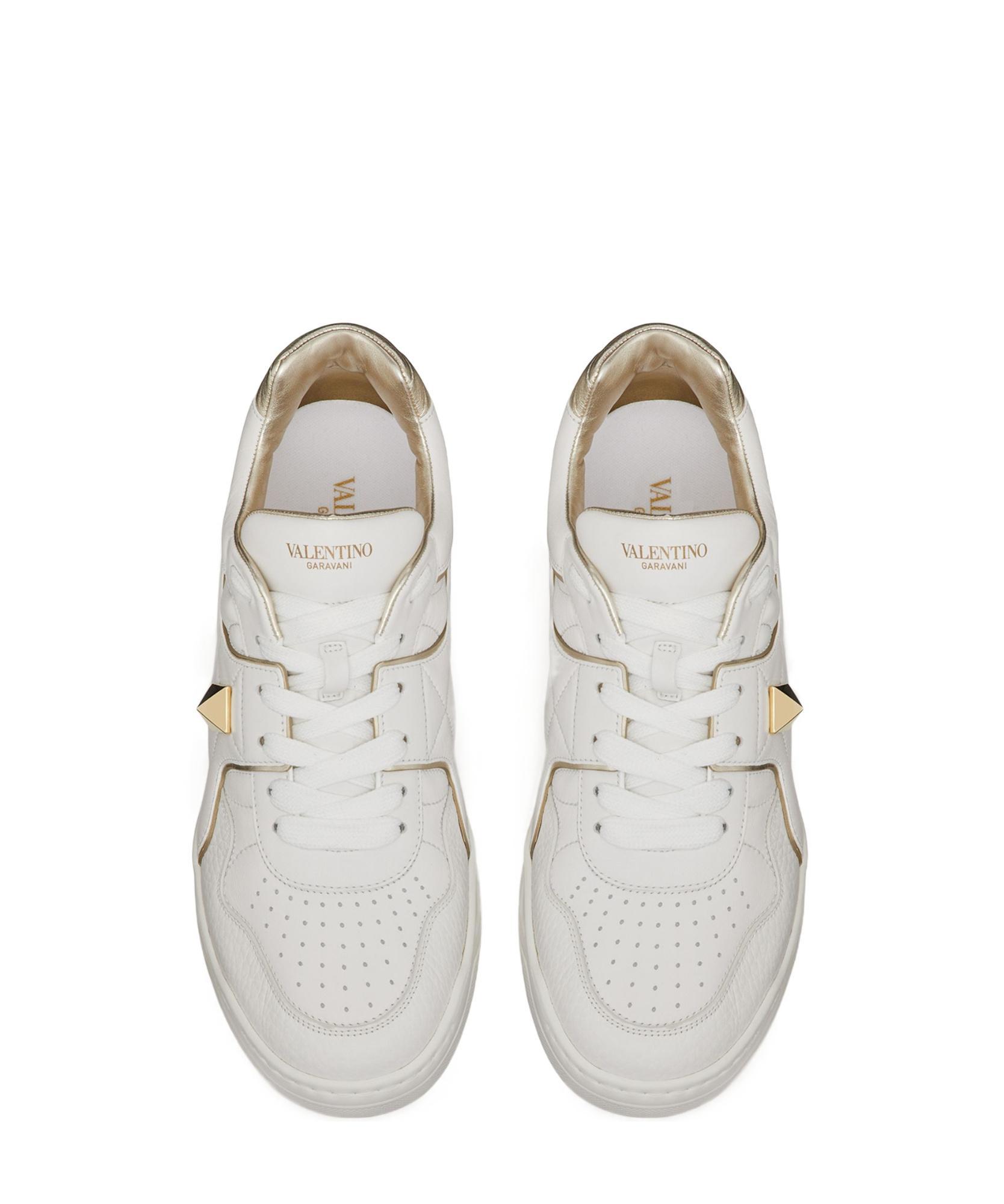 VALENTINO GARAVANI Low-top One Stud White Leather Sneaker Product Image