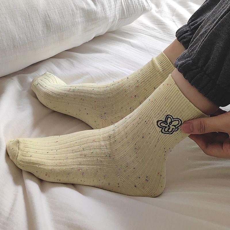 Floral Embroidered Socks / Set Product Image