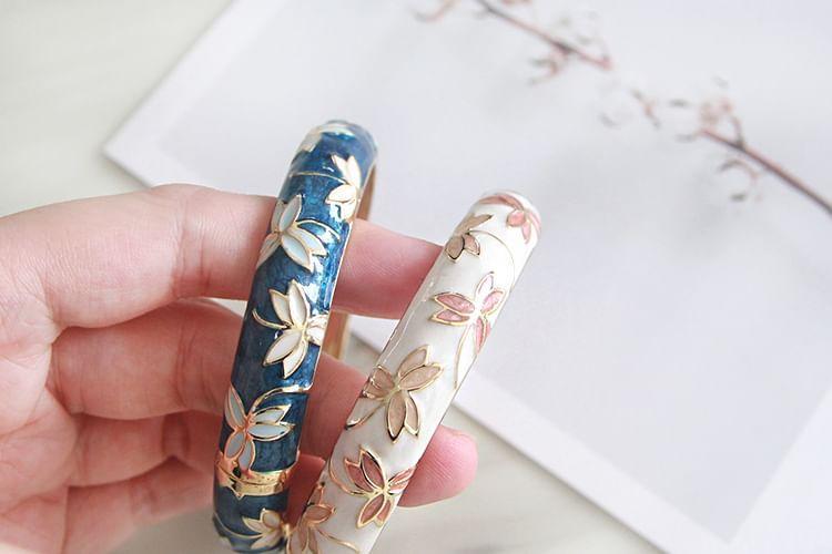 Metal Floral Bangle Product Image