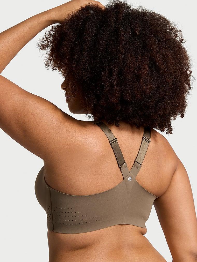 Featherweight Max™ Front-Close Sports Bra Product Image