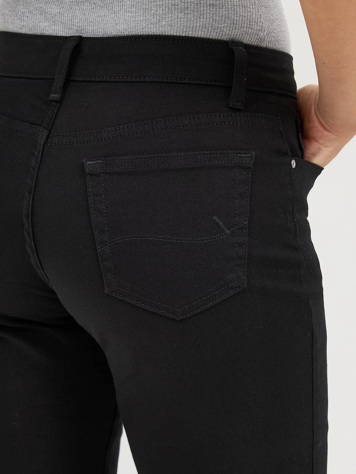 Women's Capris: Relaxed Fit Capri Pants | Denim Pants | Lee® Product Image