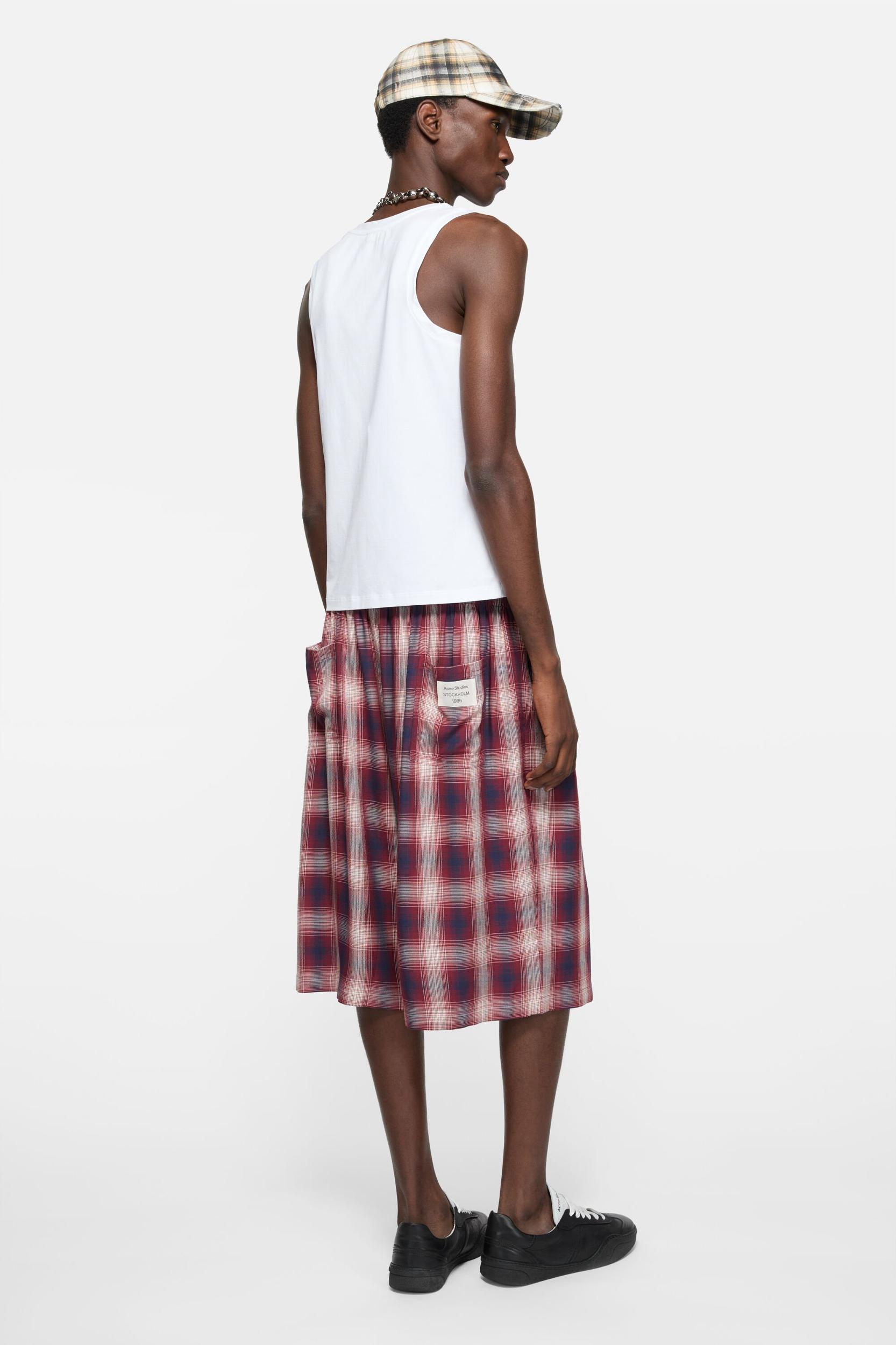 Check shorts Product Image