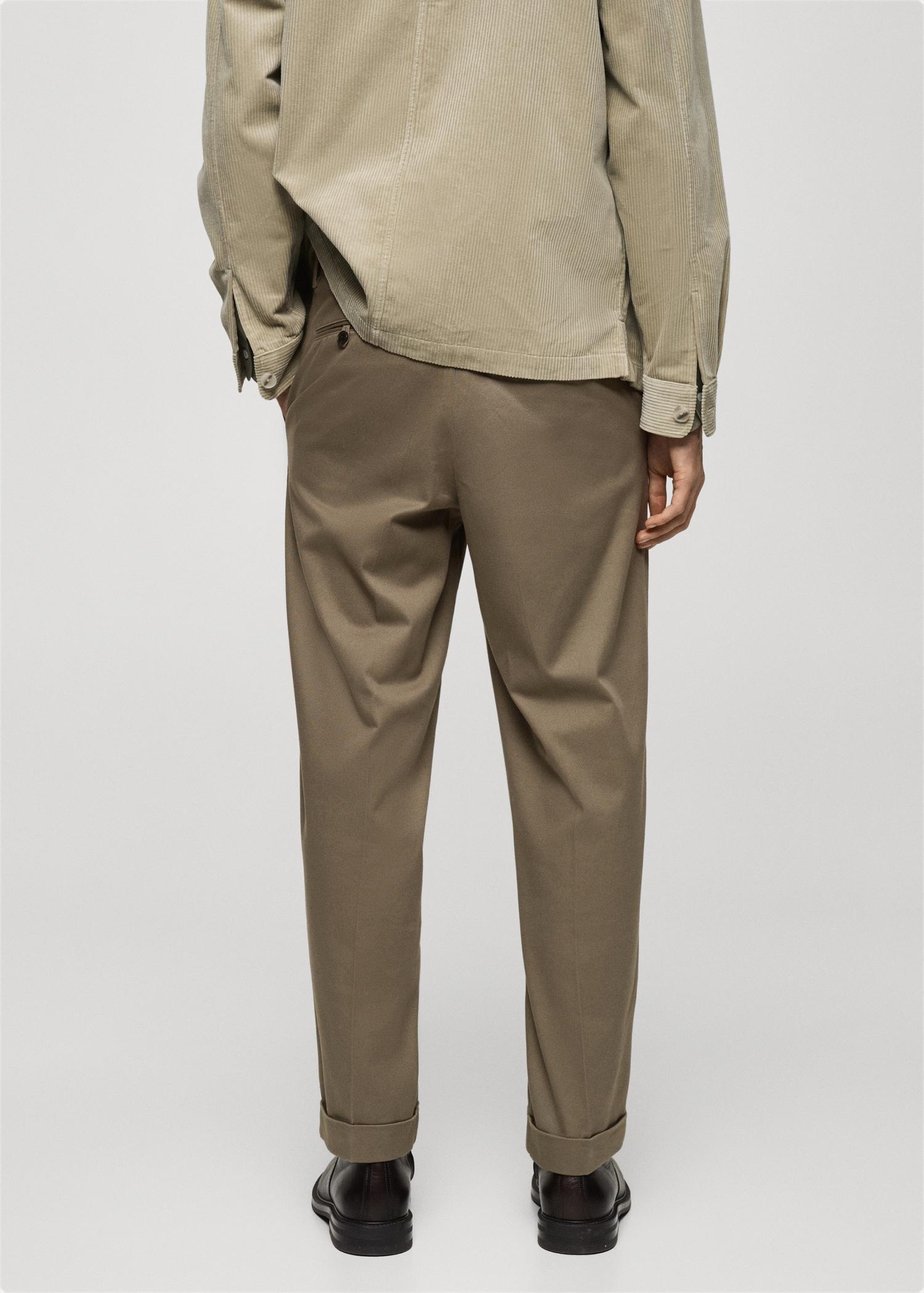 Pleated pants under cuff - Men | MANGO USA Product Image