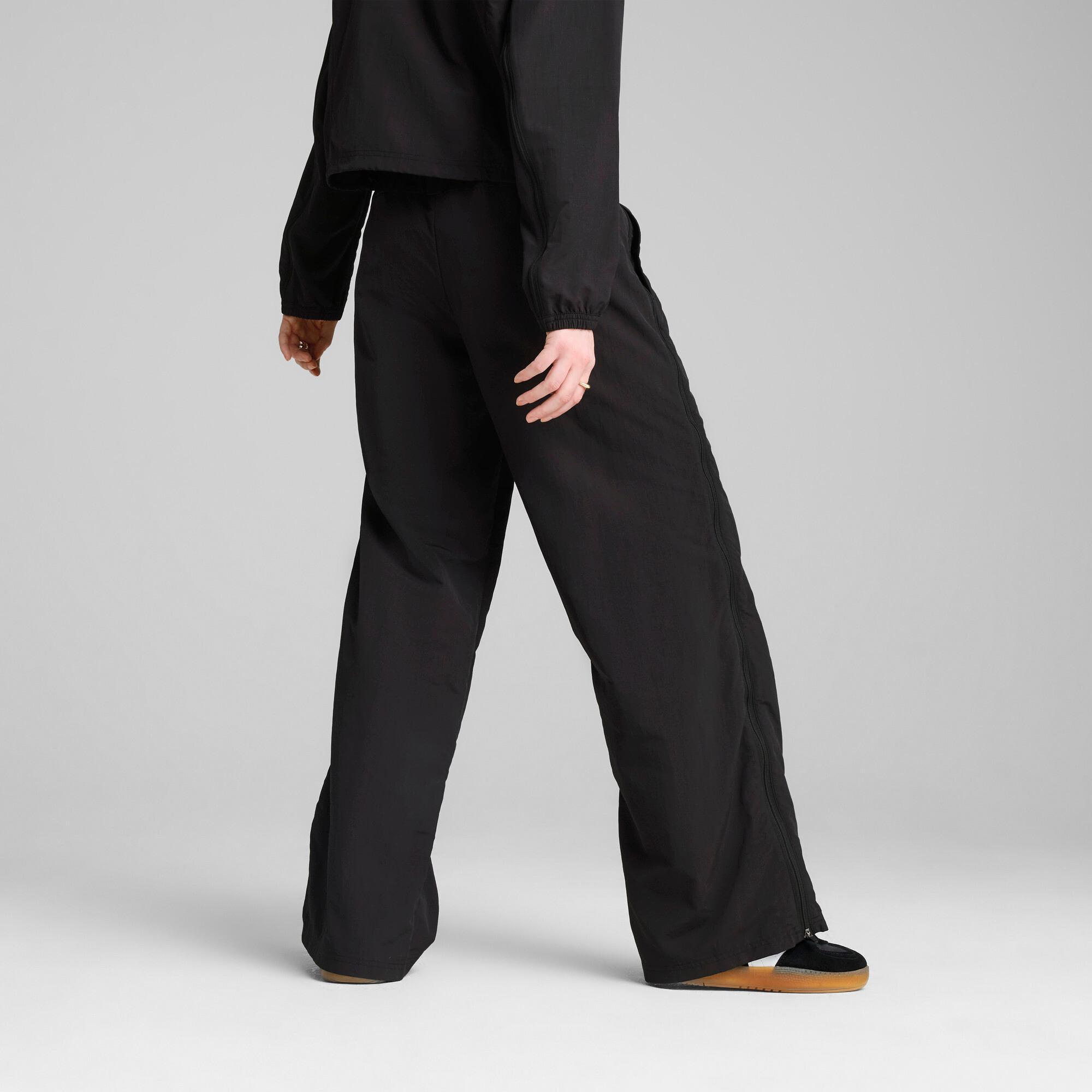 DARE TO Women's Relaxed Woven Zip-Off Pants Product Image