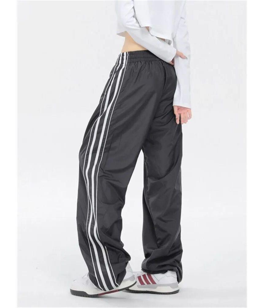 Low Rise Striped Loose-Fit Wide-Leg Sweatpants Product Image