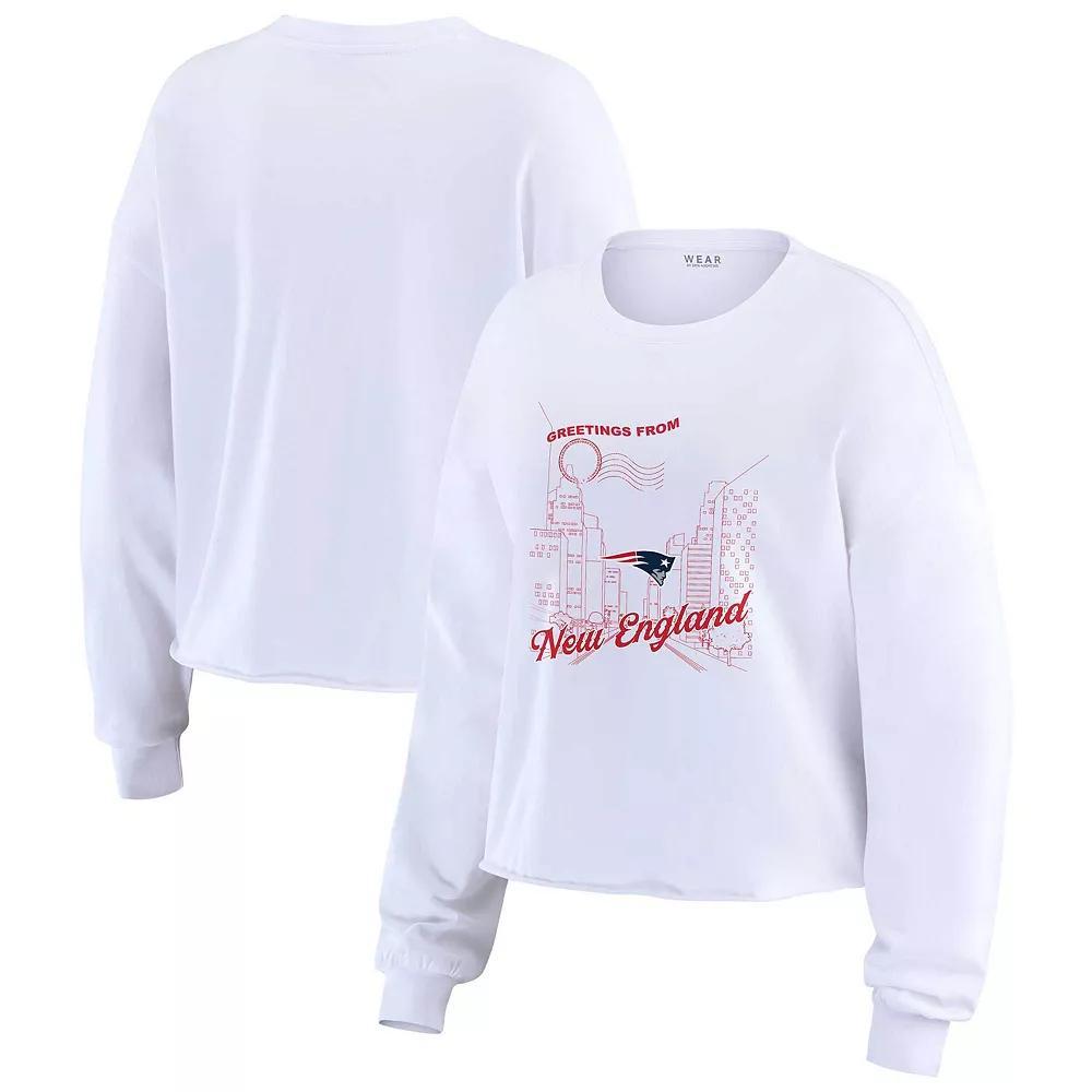 Women's WEAR by Erin Andrews White New England Patriots Postcard Cropped Long Sleeve Top, Size: Large Product Image