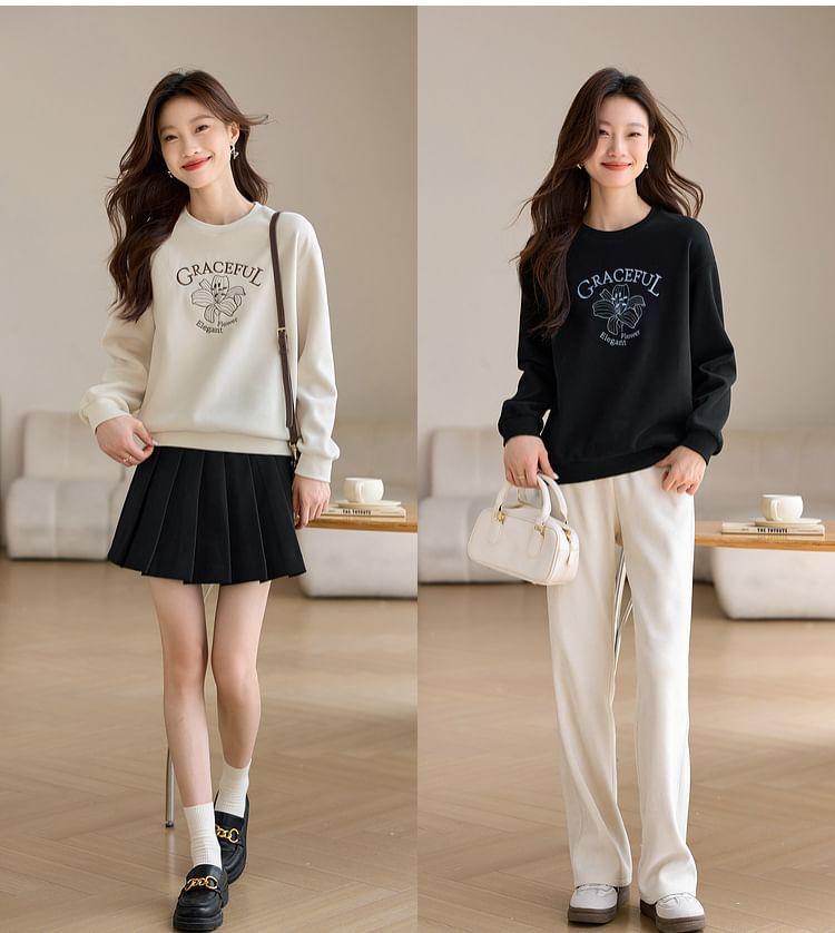 Round Neck Lily Lettering Embroidered Fleece-Lined Pullover Product Image