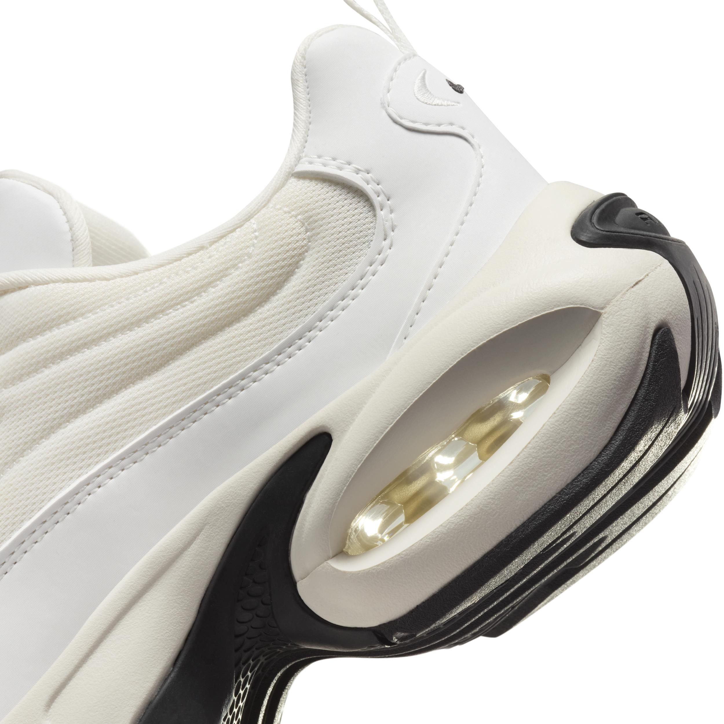 Nike Women's Air Max Portal Shoes Product Image