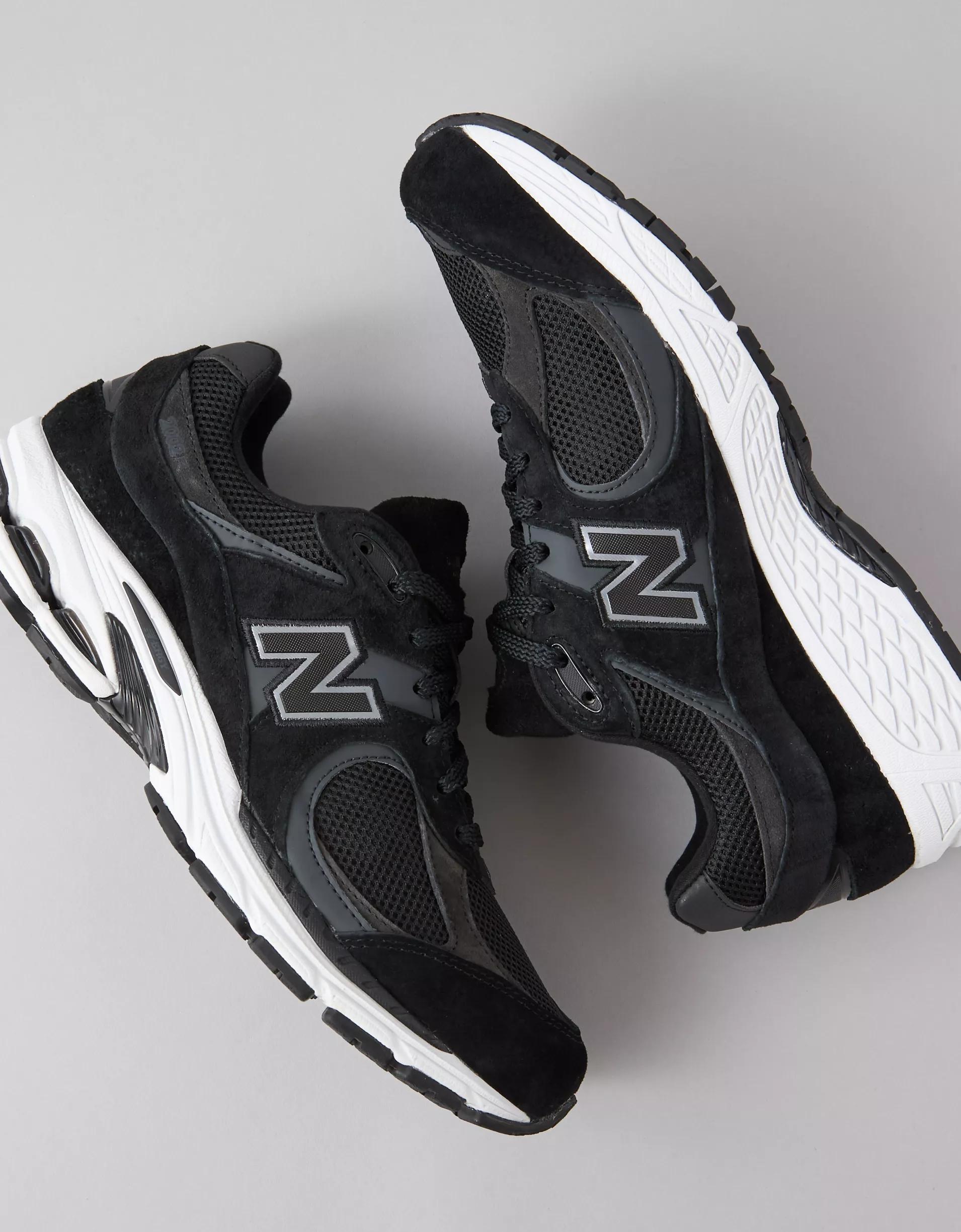New Balance Men's 2002R Sneaker Product Image