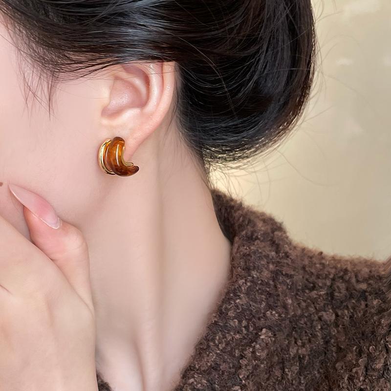 Layered Resin Alloy Huggie Earring Product Image