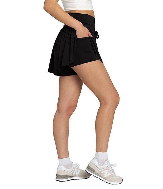 GOLD HINGE Go-with-the-Flow Athletic Shorts Product Image