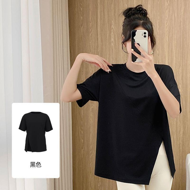 Short Sleeve Round Neck Plain Slit Panel Tee Product Image