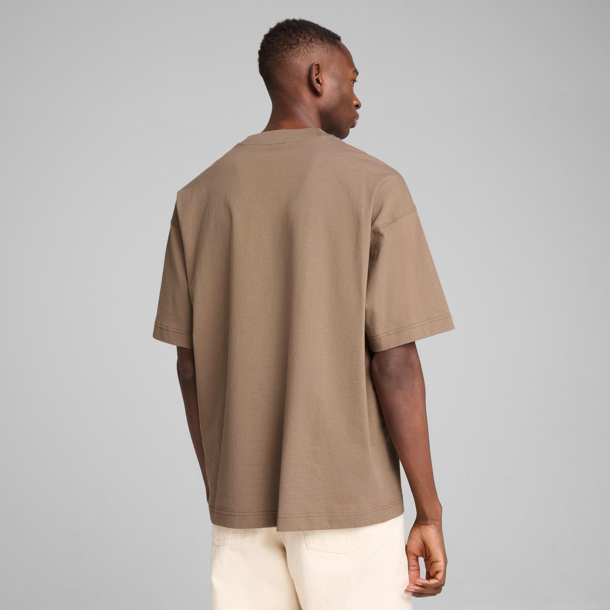 PREMIUM ESSENTIALS Oversized Graphic Tee Product Image