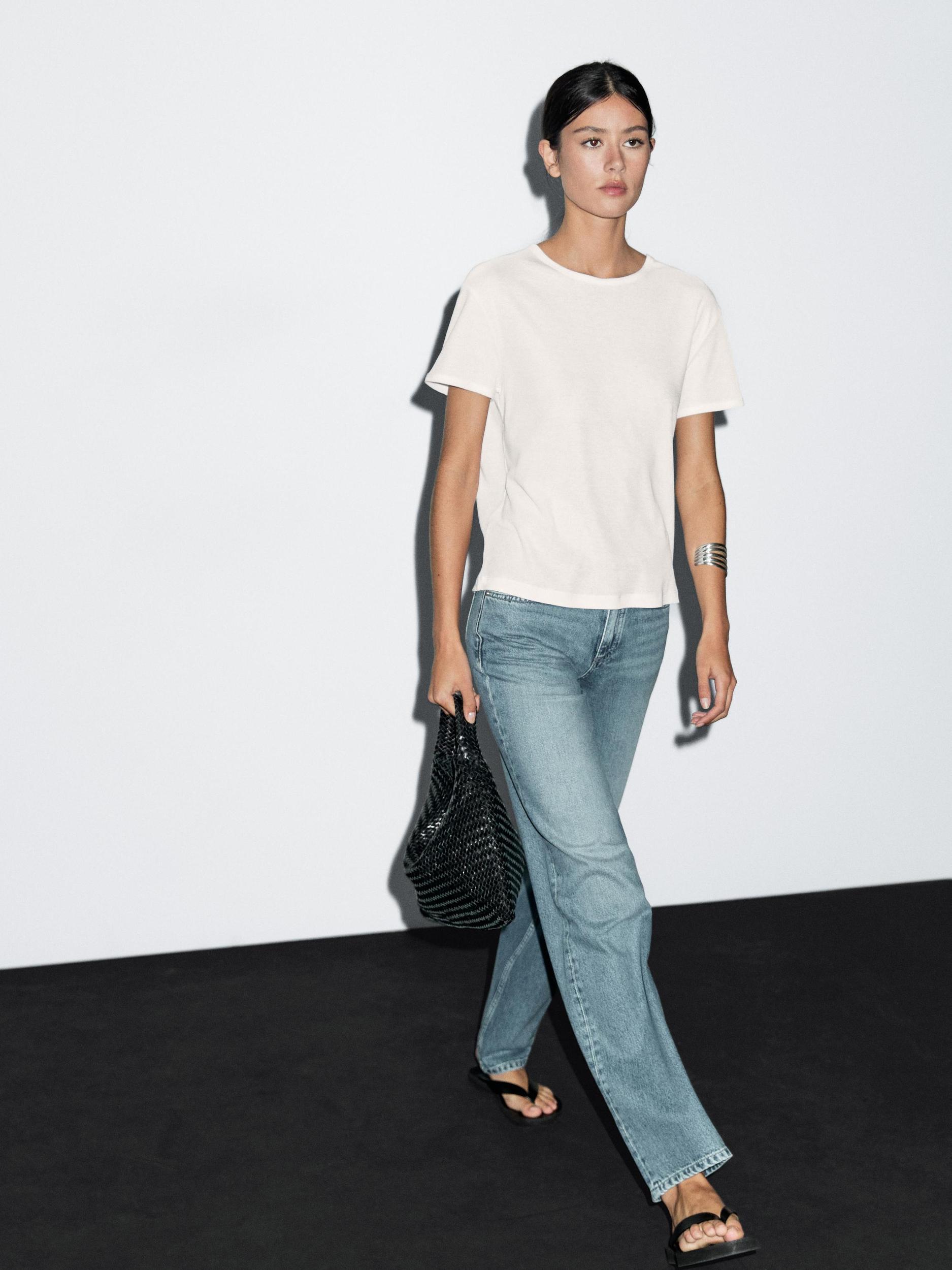 100% cotton short-sleeve T-shirt Product Image