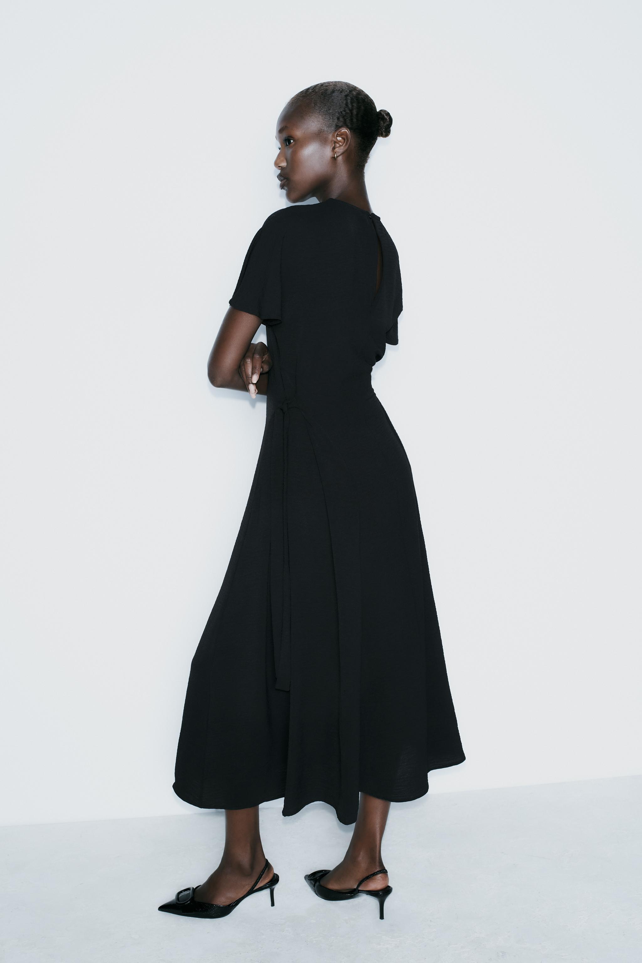 FLOWY MIDI DRESS Product Image