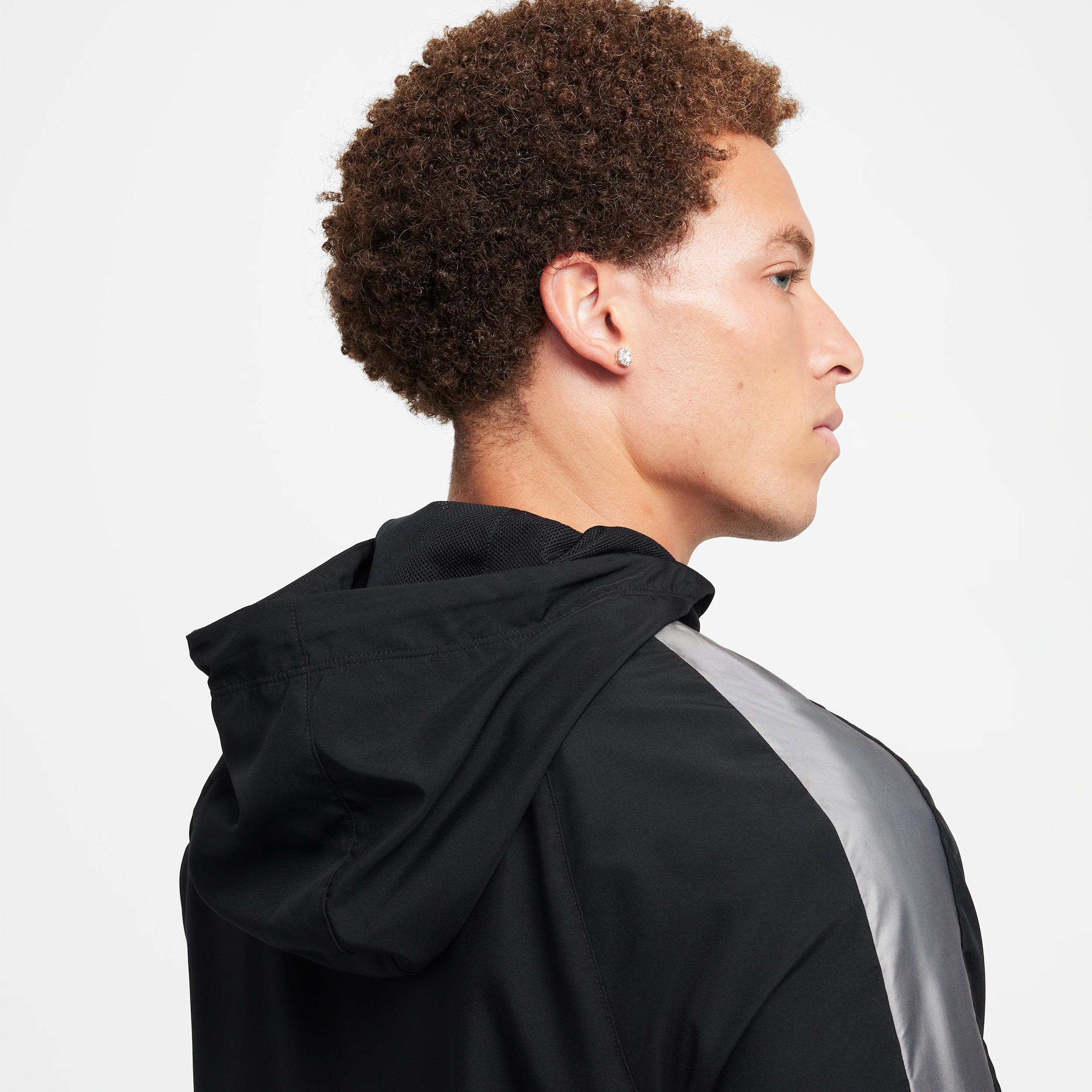Nike Men's Academy Water-Repellent Hooded Soccer Jacket Product Image