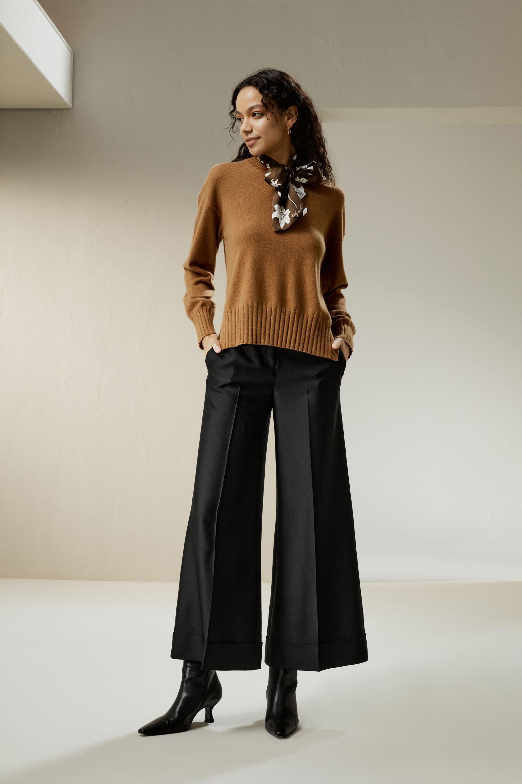 Crew Neck Cashmere Sweater Product Image