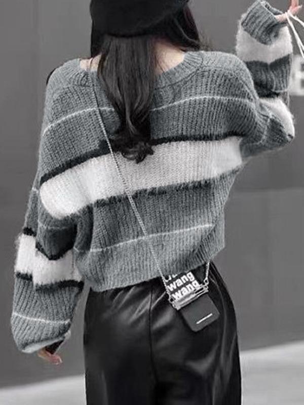 Contrast Color Stripe Splice Short Sweater Product Image