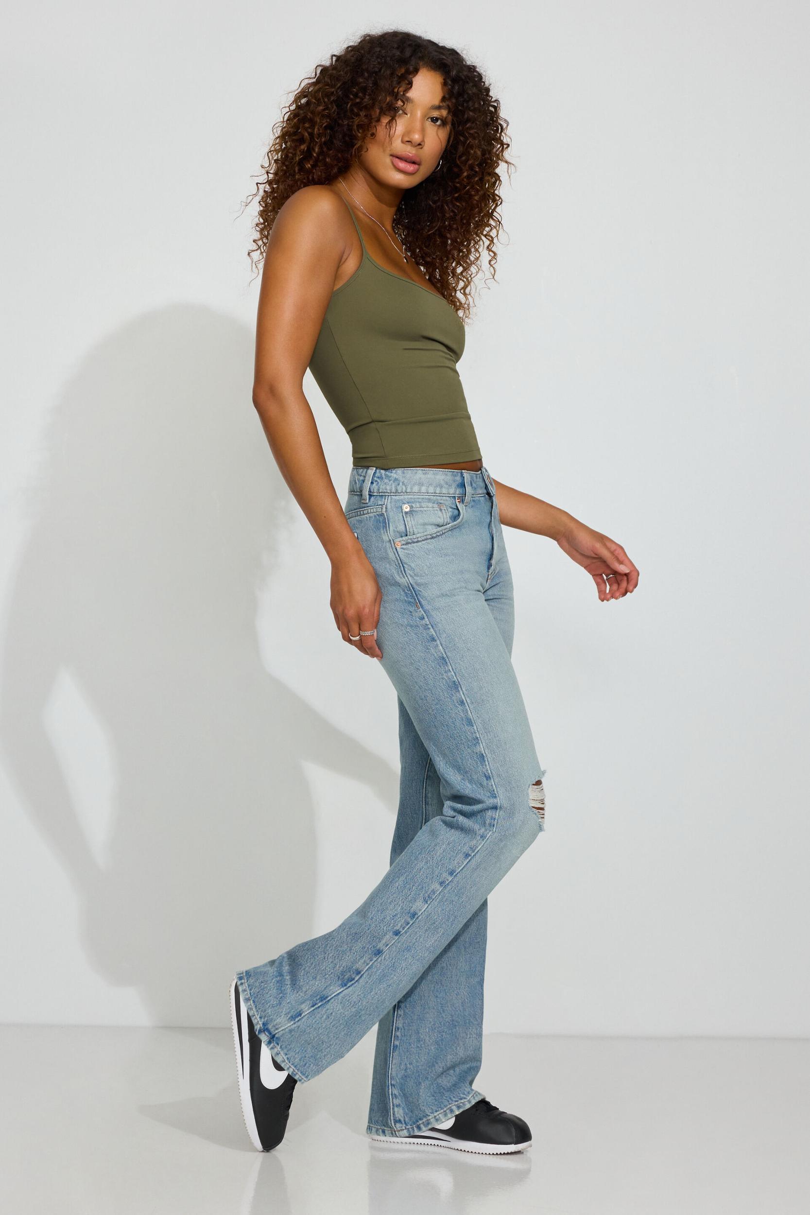 '90s Straight Jeans Product Image