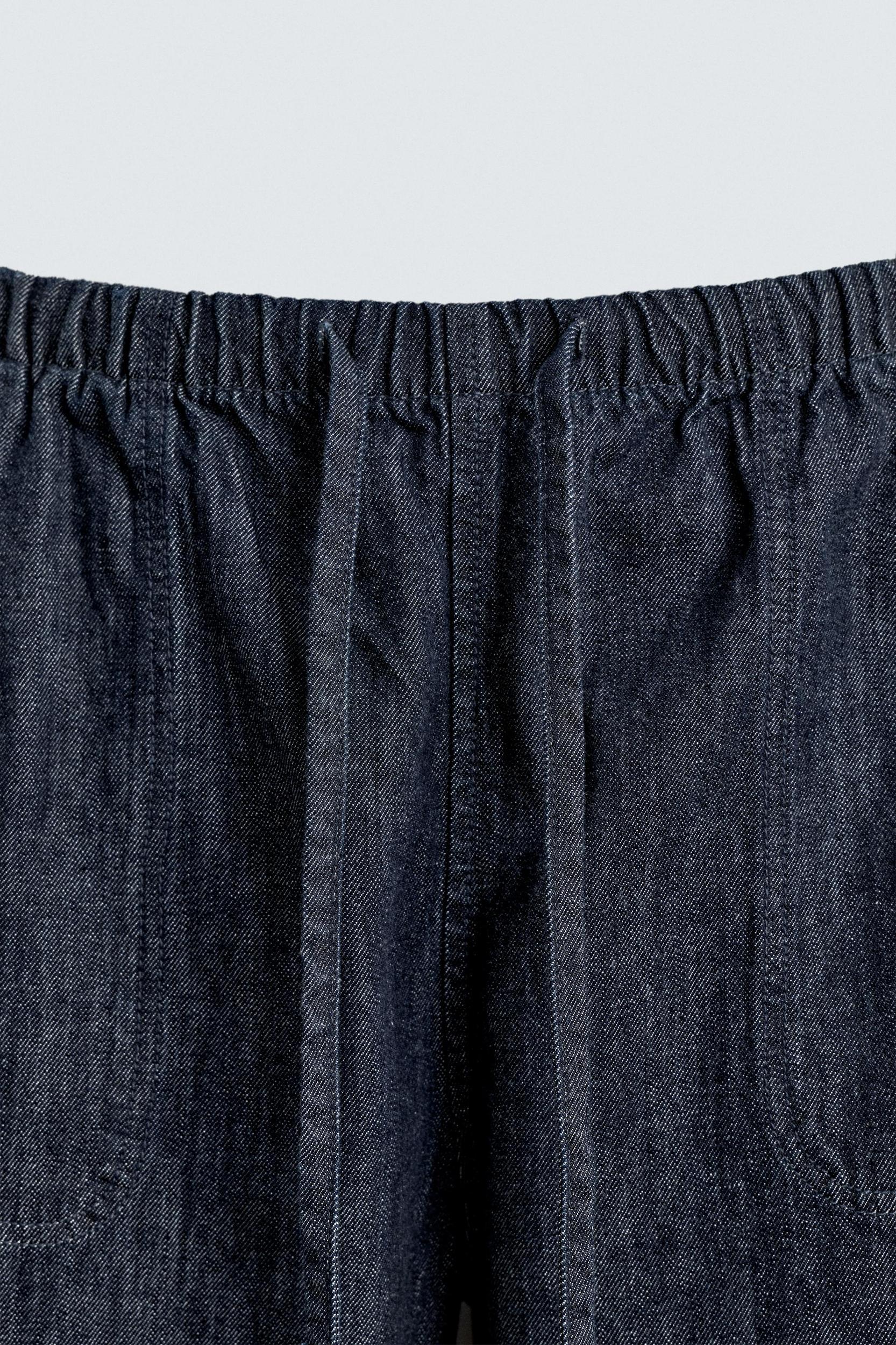 RELAXED FIT JOGGER JEANS Product Image