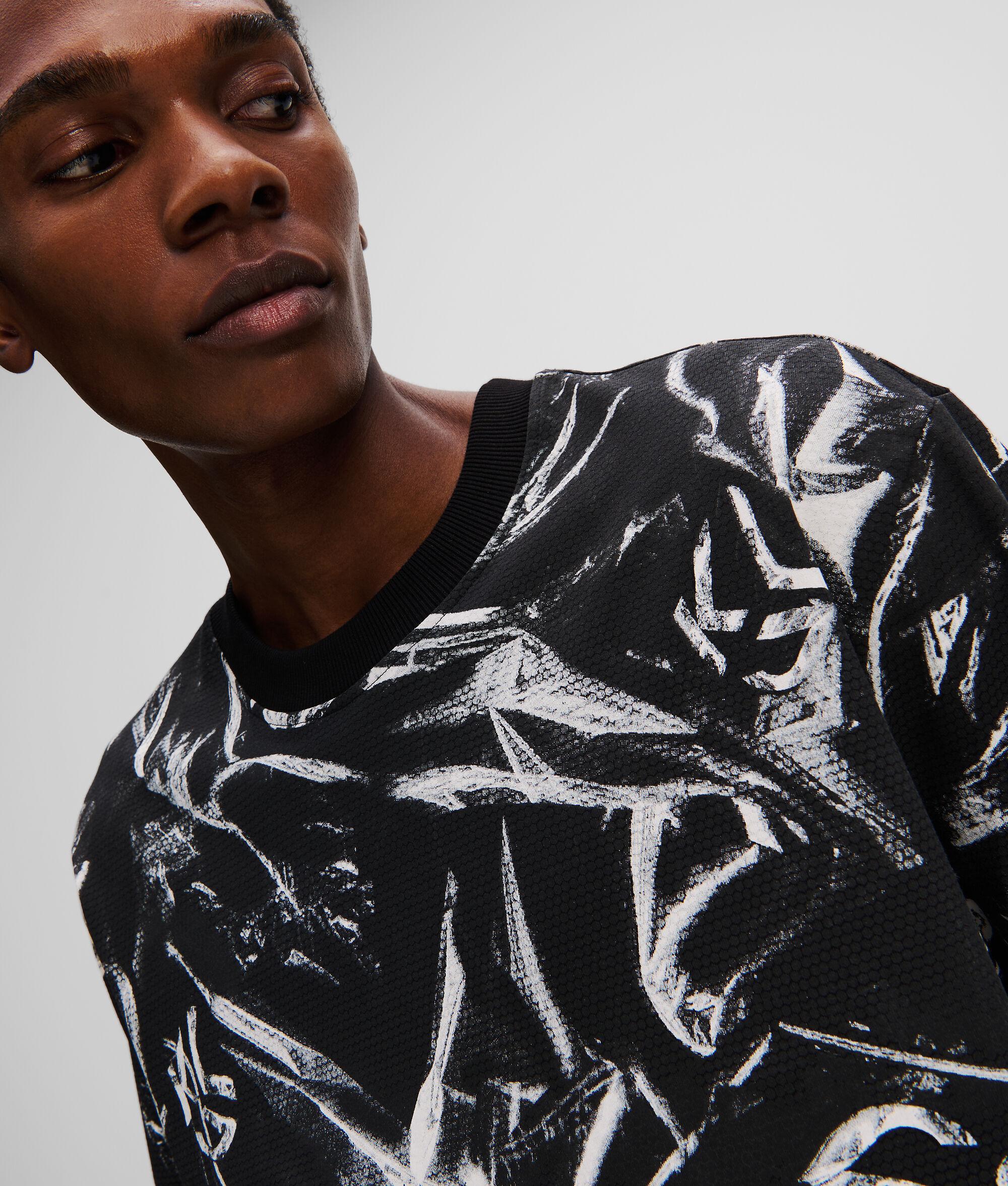 GRAPHIC MONOGRAM T-SHIRT Product Image