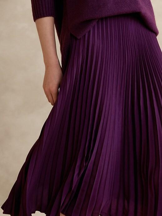 Satin Pleated Midi Skirt Product Image