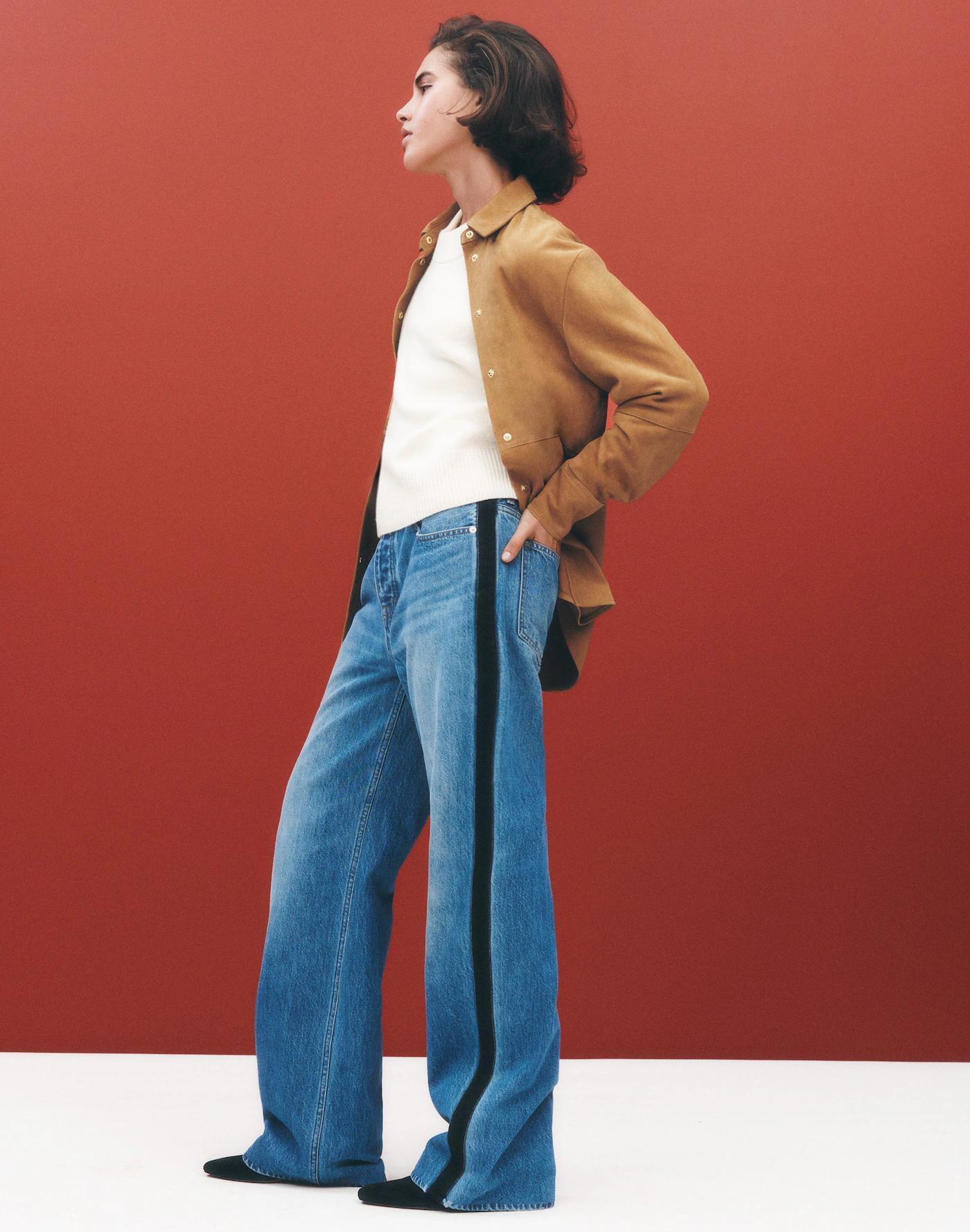 Low-Slung Baggy Jeans Product Image