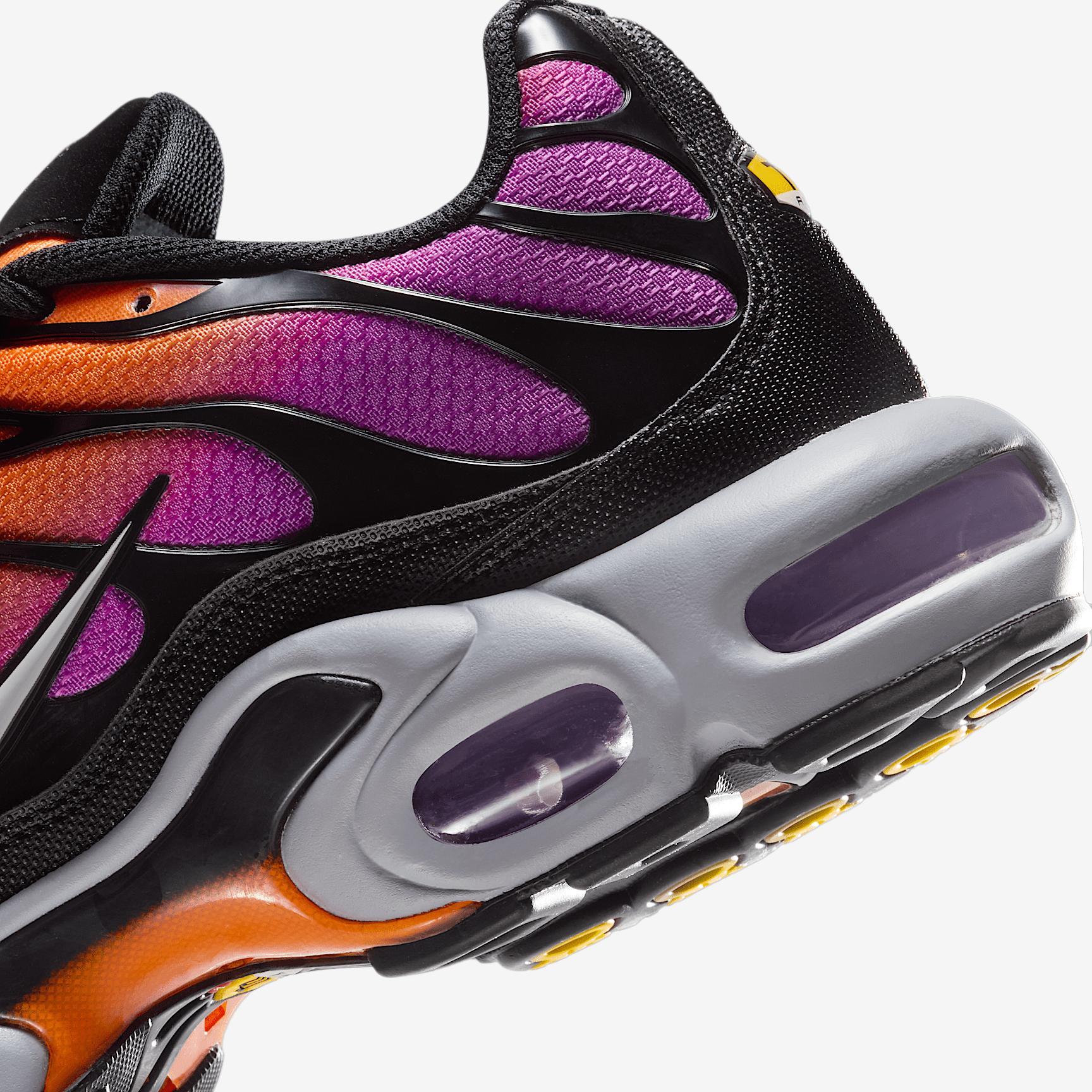 Nike Men's Air Max Plus Shoes Product Image