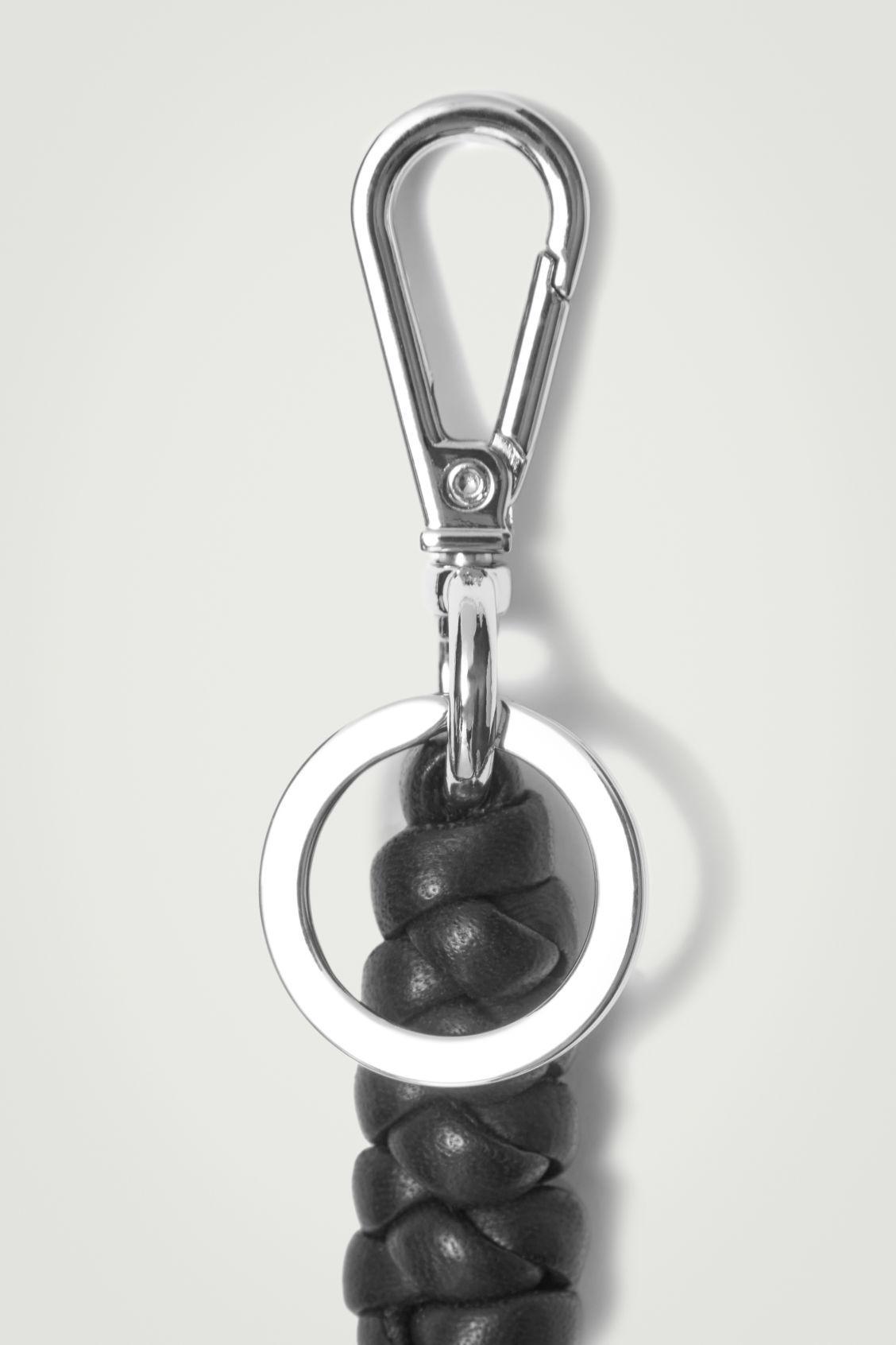 KNOTTED LEATHER KEYRING Product Image