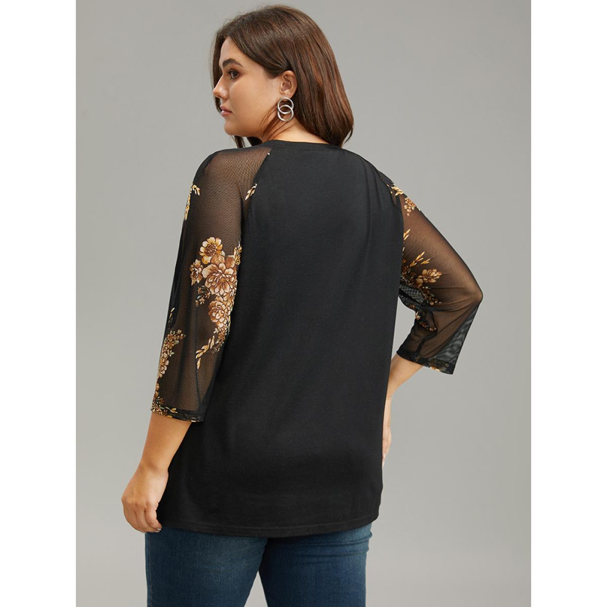 Plus Size Floral Print Patchwork Mesh T-shirt Black Women Casual See through Floral V-neck Dailywear T-shirts BloomChic 28/5X Product Image