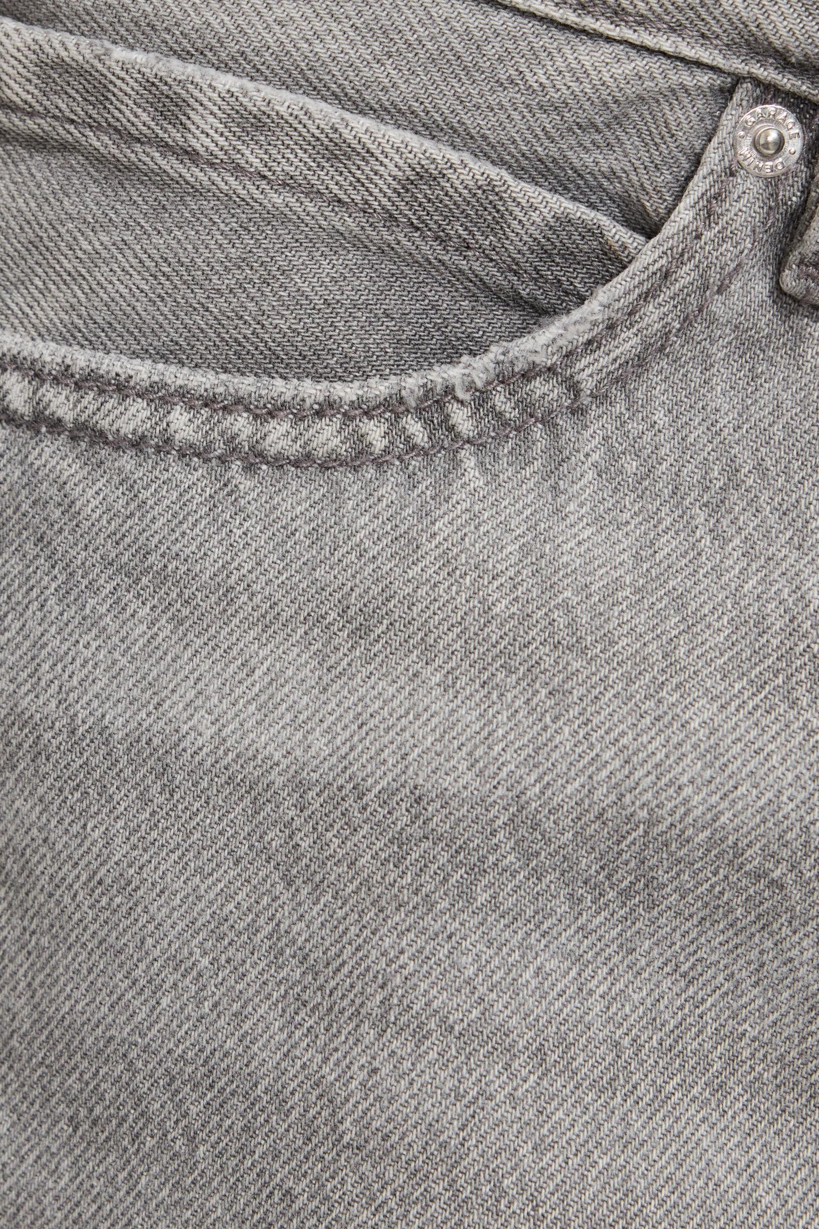 Low Rise Baggy Jeans Product Image