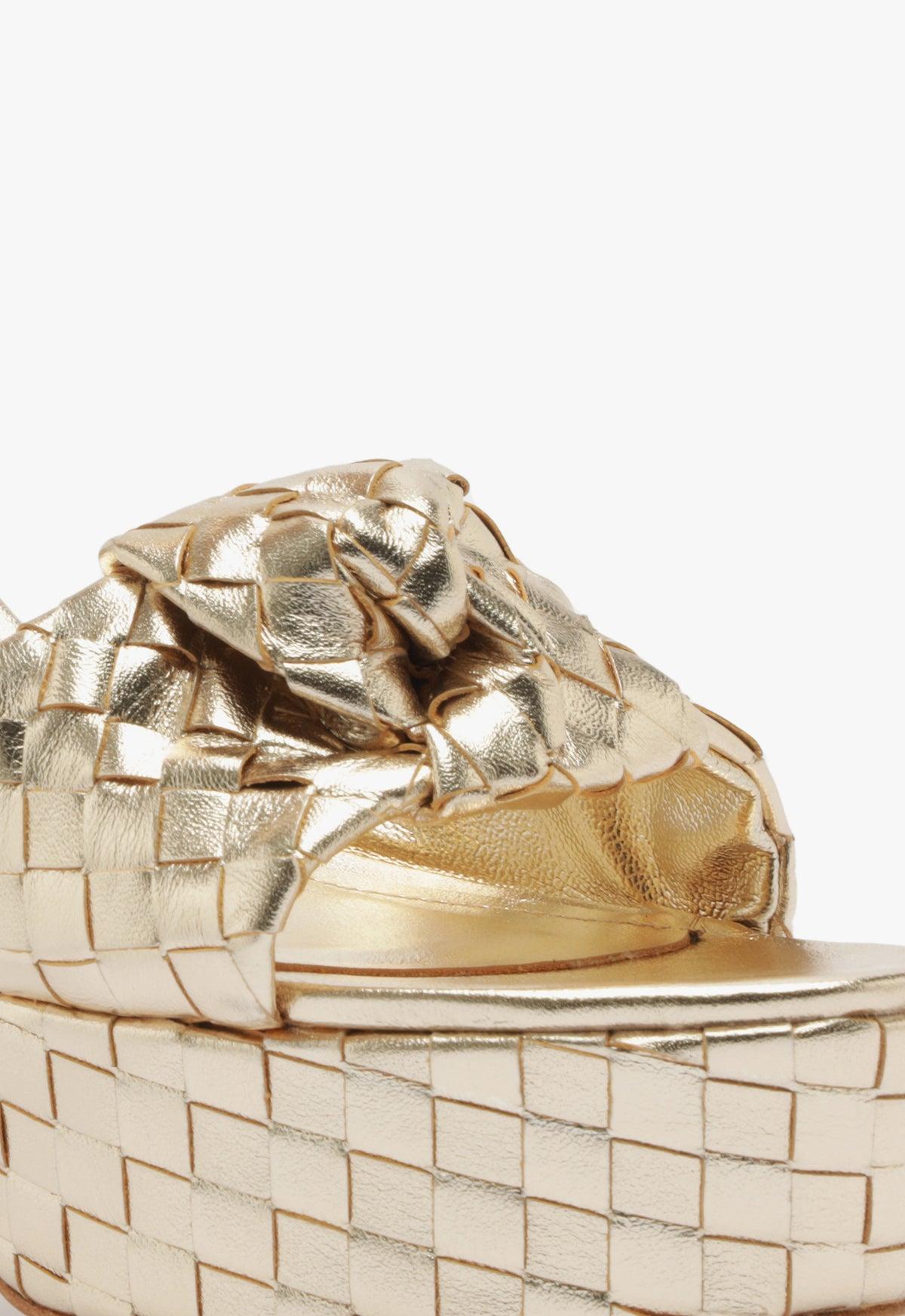 Kareena Knot Platform Product Image