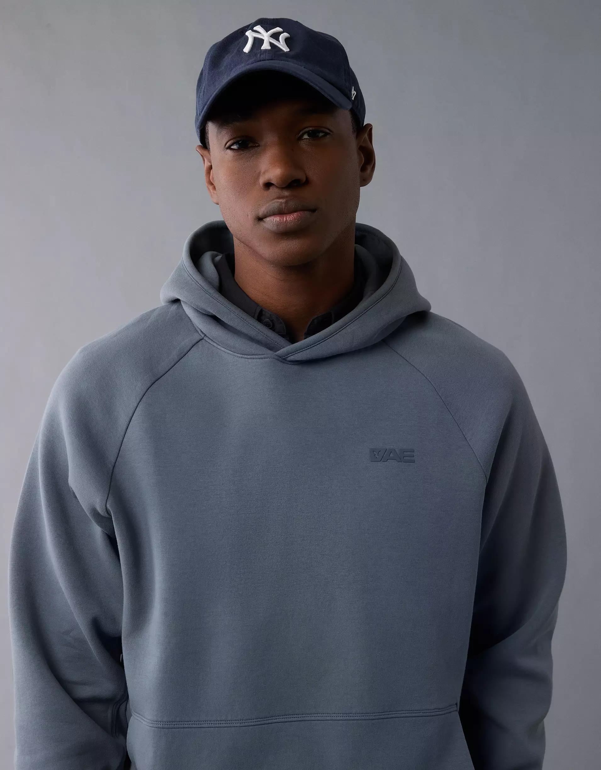 AE 24/7 Tech Fleece Hoodie Product Image
