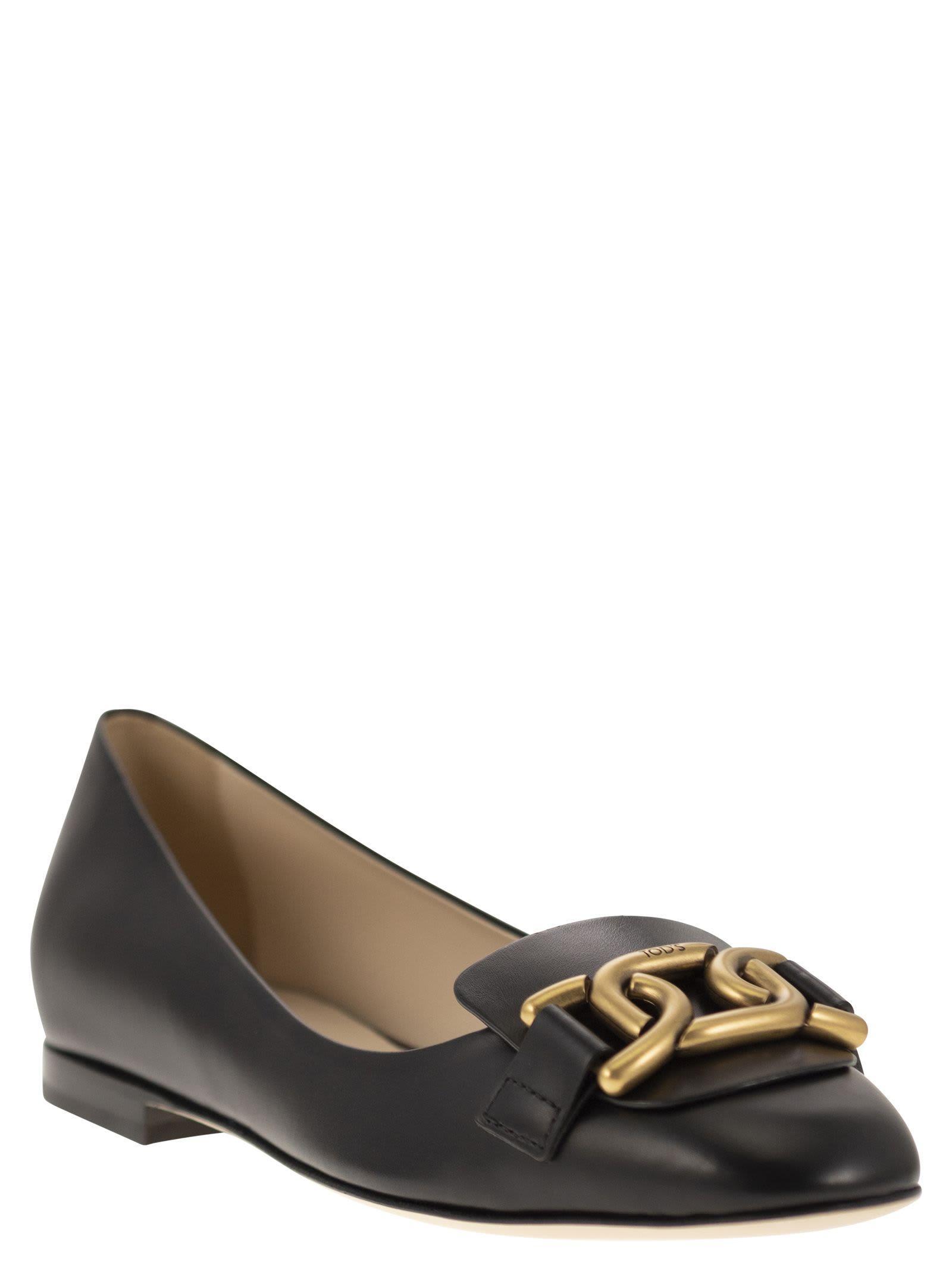 TOD'S Leather Chain Ballerina Flats In Black Product Image