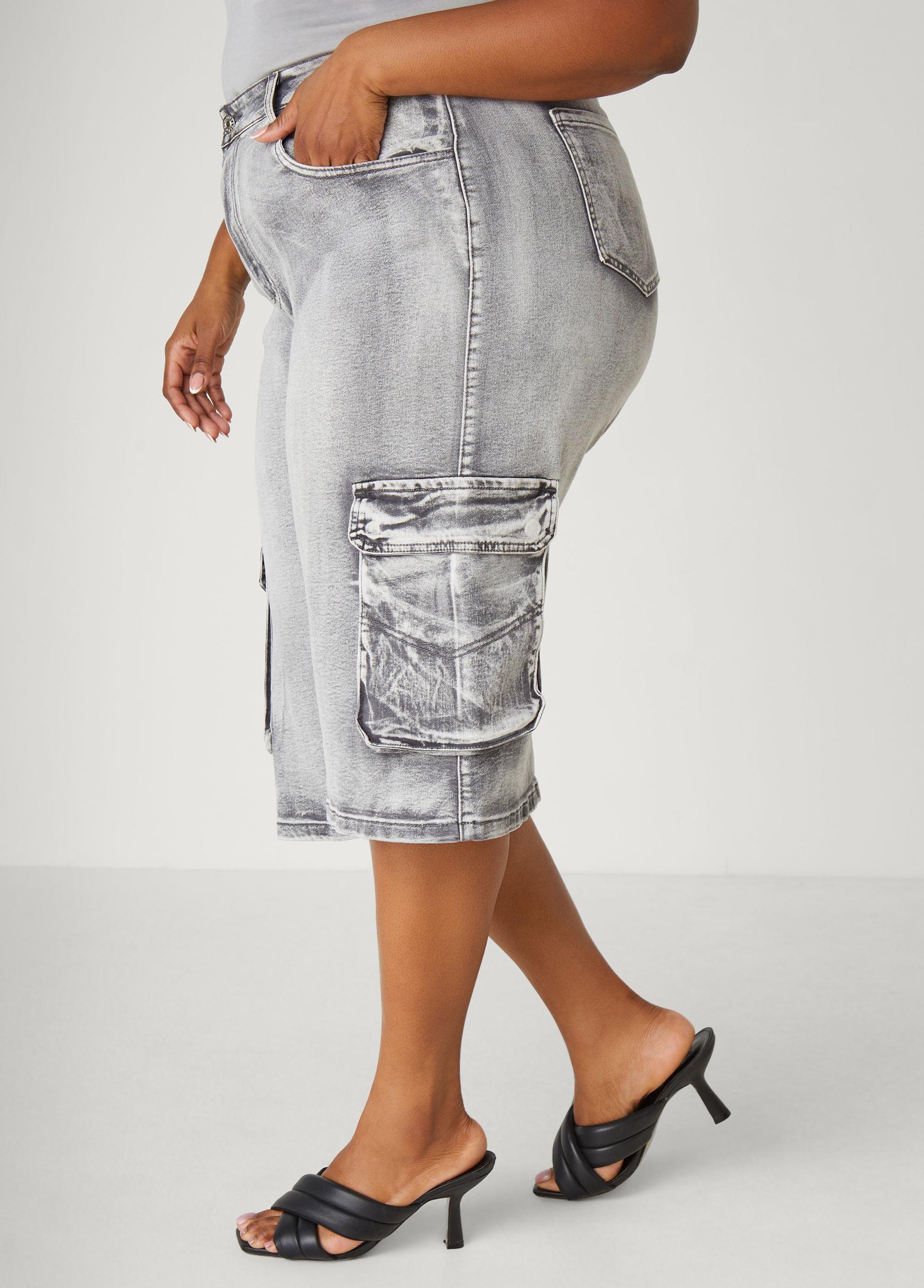 Stonewash Denim Cargo Shorts Product Image