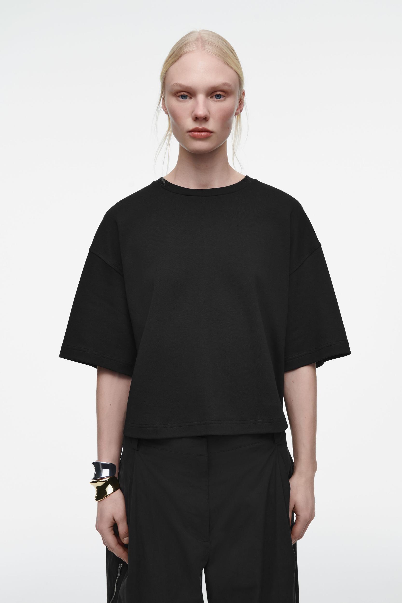 OVERSIZED BOXY T-SHIRT Product Image