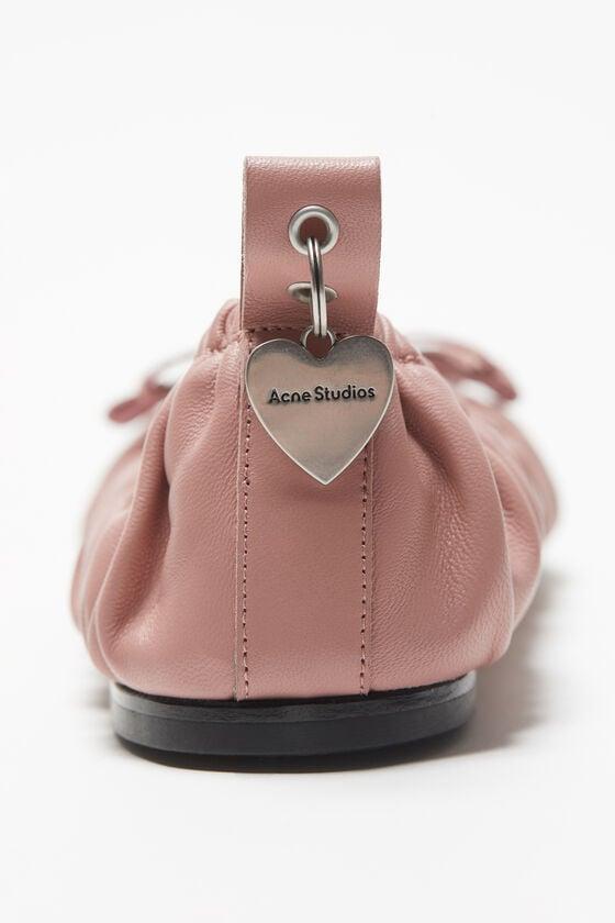 Leather ballet flat Product Image