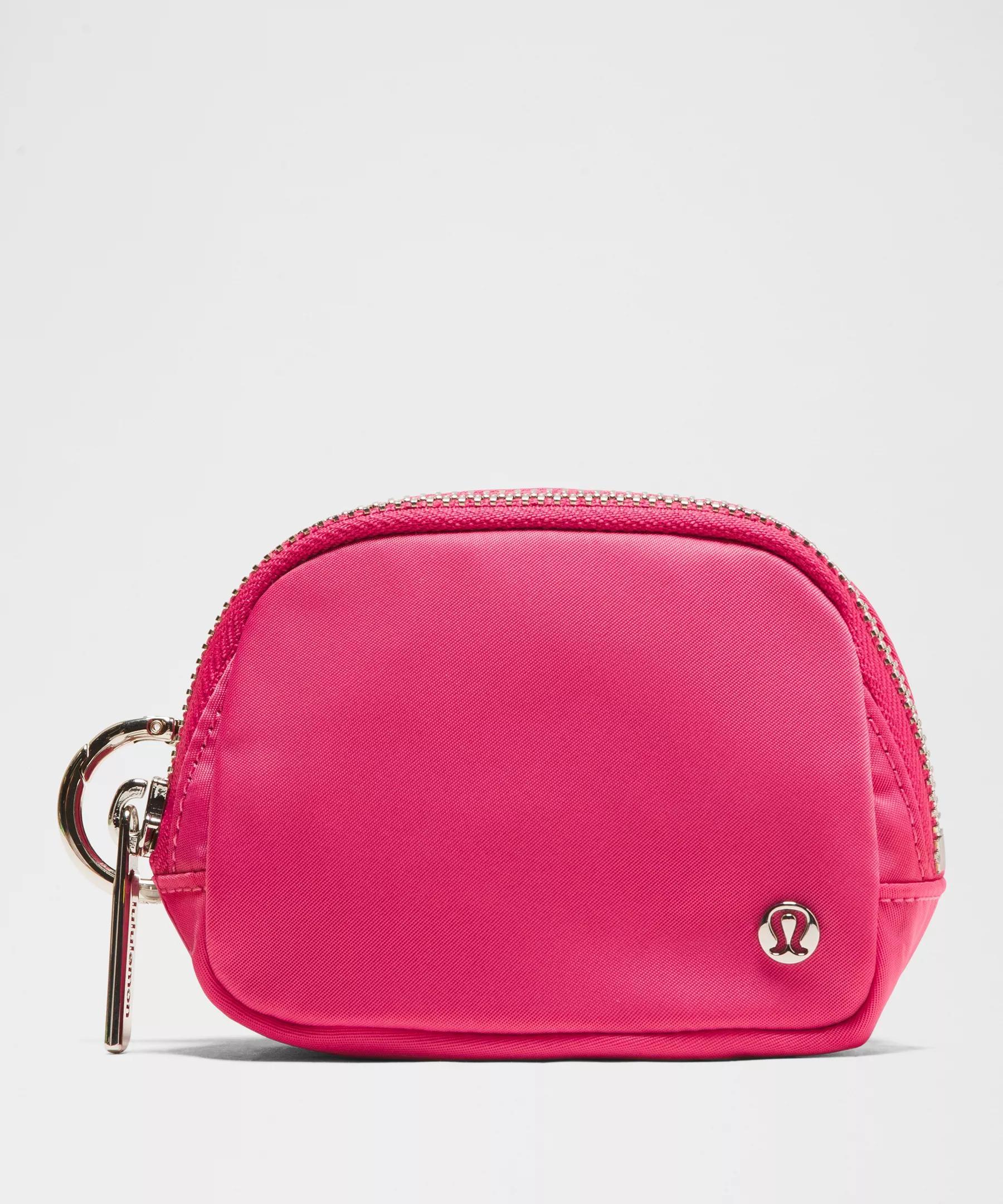 Everywhere Belt Bag Nano Product Image