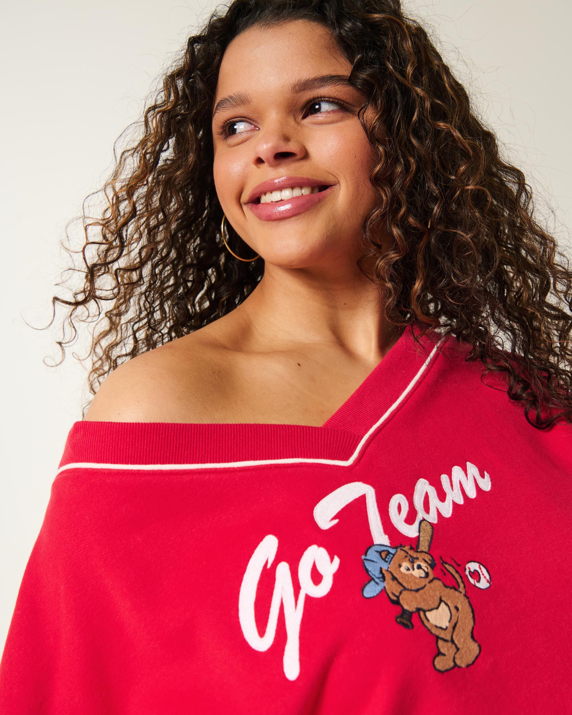 Oversized Go Team Graphic V-Neck Sweatshirt Product Image